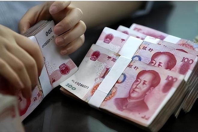 澳门威尼克斯人2025年起银行人忠告：别轻易存定期！原因扎心但不得不听(图3)