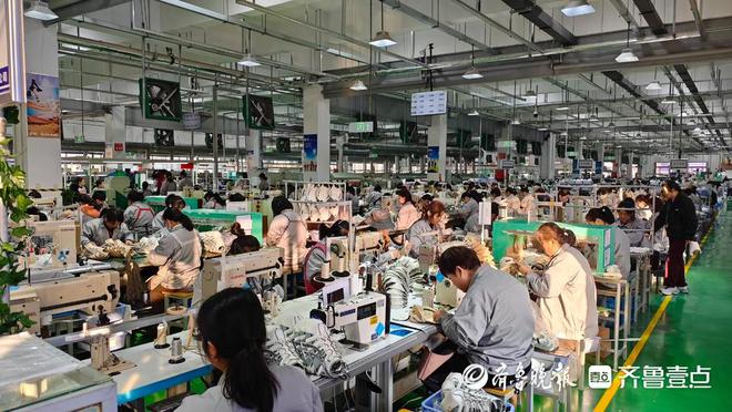 澳门威尼克斯人网站看电视剧年收入超11亿元“亚瑟士”中国唯一工厂扎根薛城17年